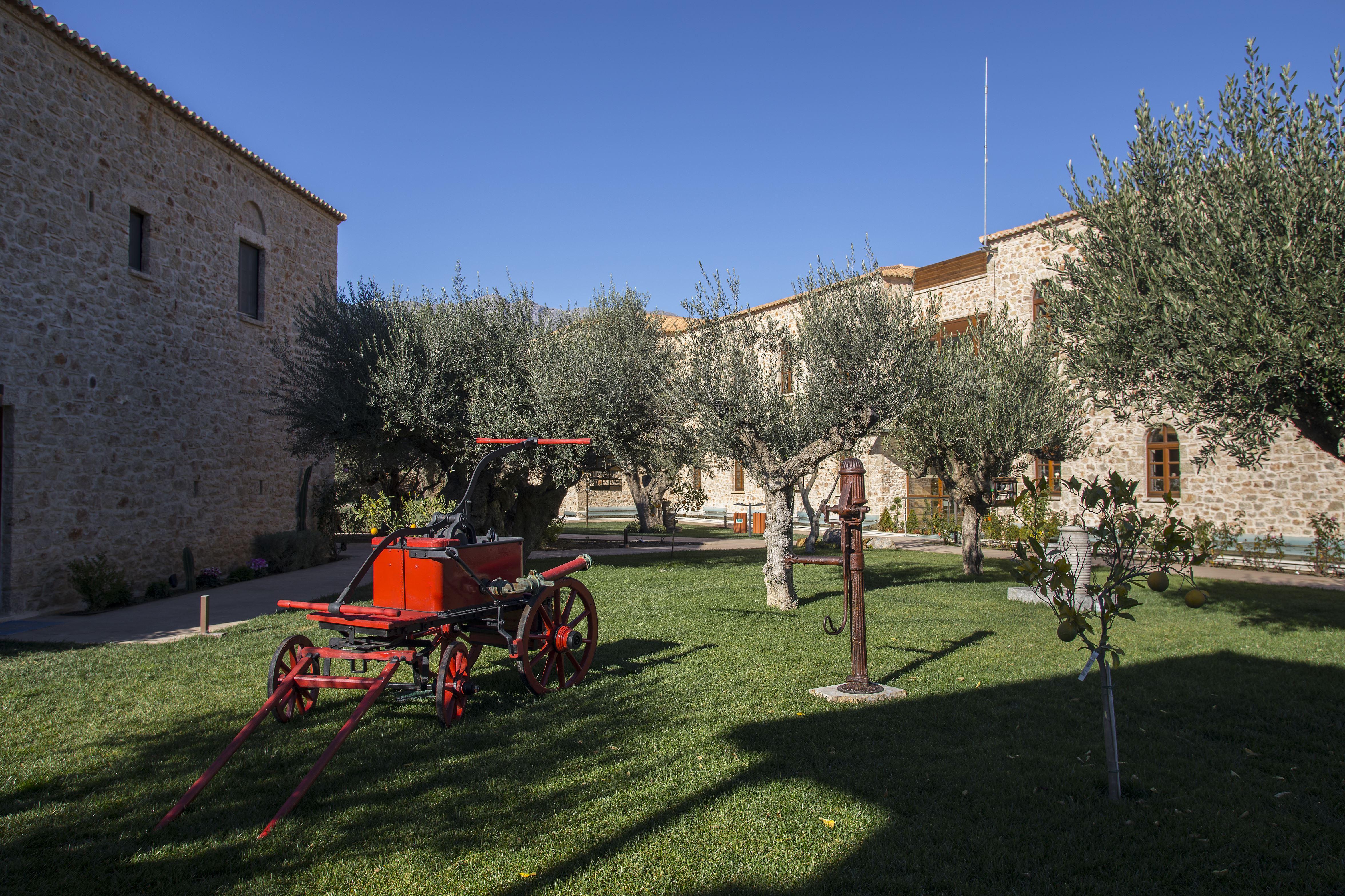 Mystras Grand Palace Resort & Spa Dış mekan fotoğraf