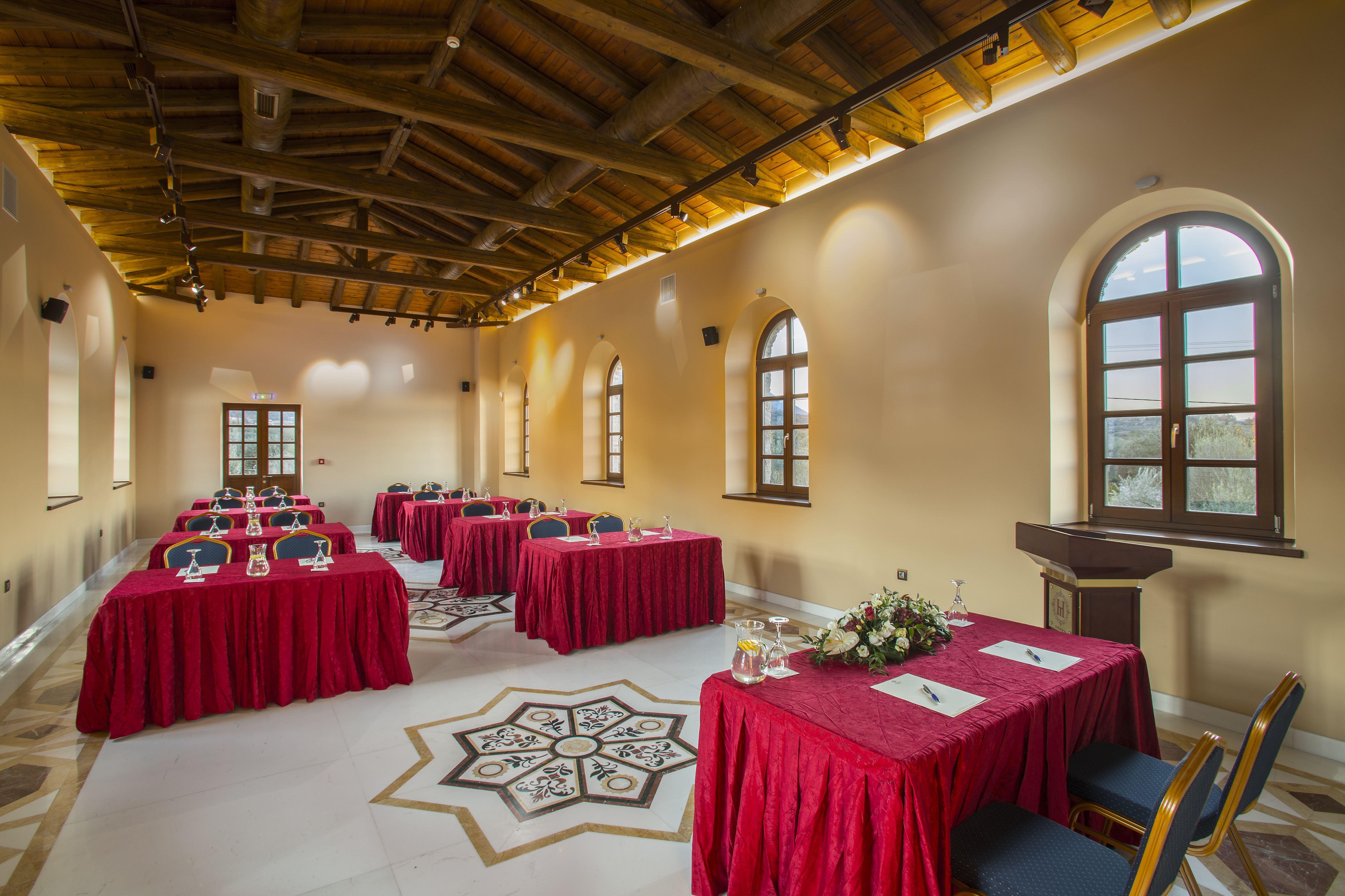 Mystras Grand Palace Resort & Spa Dış mekan fotoğraf